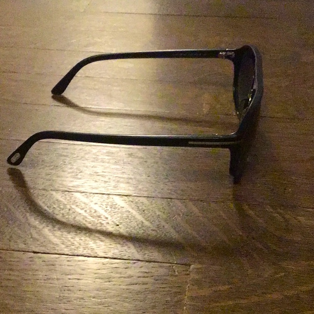 Tom ford sunglasses - Picture 3 of 4